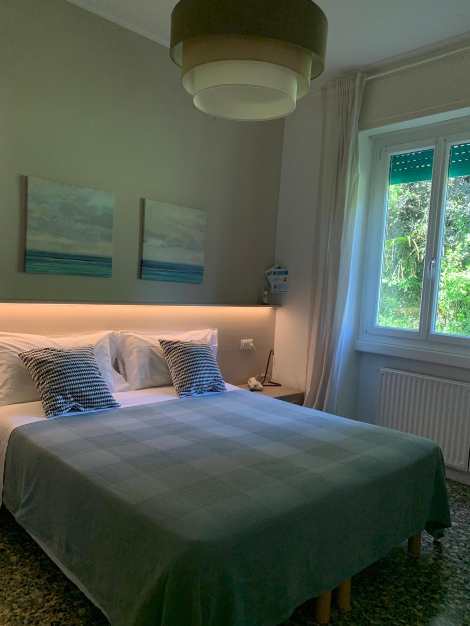 Hotel Loveno Menaggio Ngoại thất bức ảnh